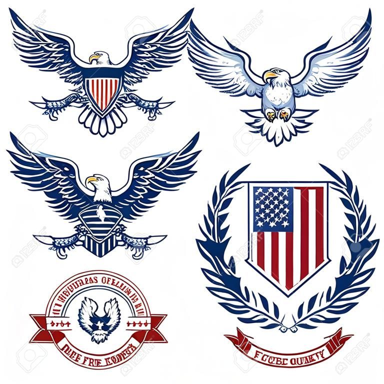 Set di emblemi con aquile e bandiere americane. Elementi di design per logo, etichetta, emblema, segno. Illustrazione vettoriale