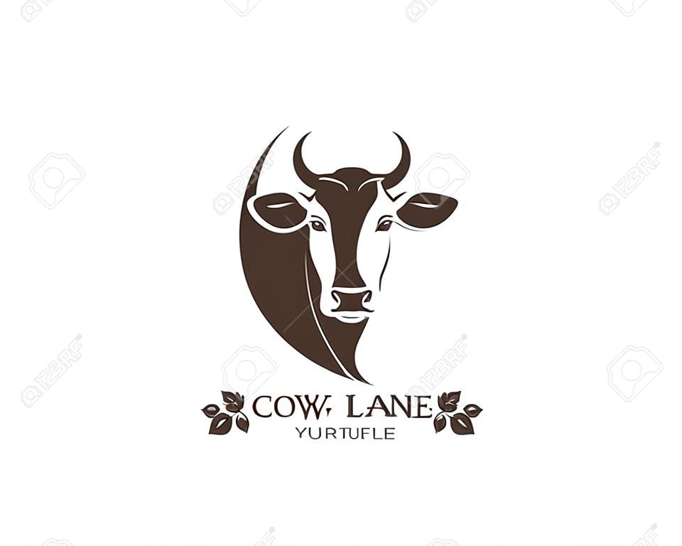 disegno del modello dell'illustrazione di vettore del logo della mucca