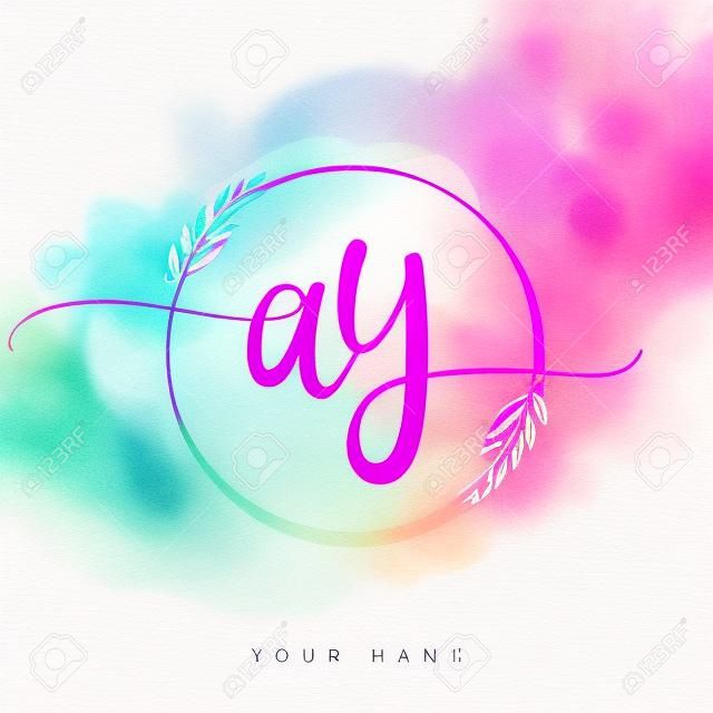 AY Logo manuscrit initial. Lettrage à la main Initiales logo branding, logo féminin et luxueux isolé sur fond aquarelle coloré.