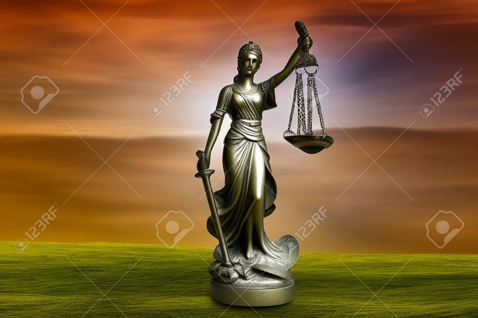 The Statue of Justice - Lady Justice o Iustitia / Justitia, dea romana della giustizia