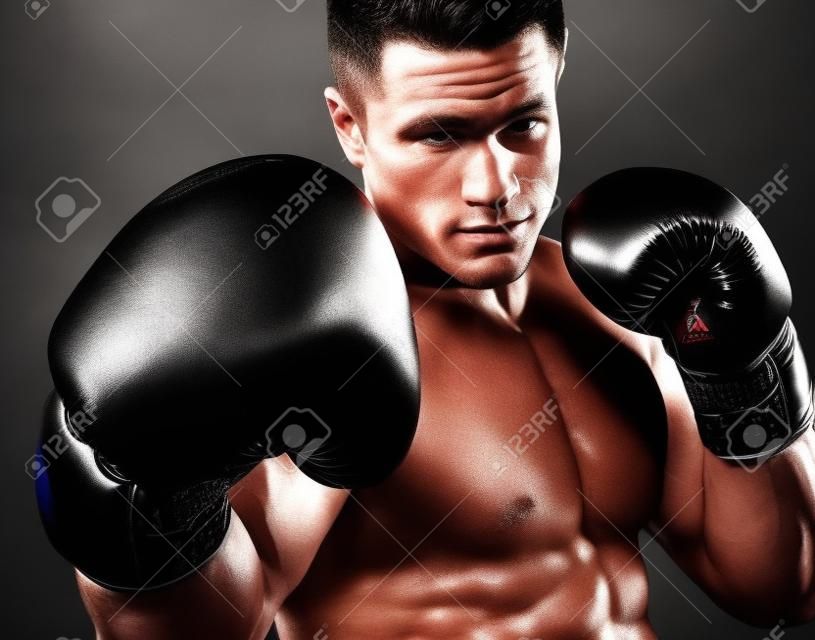El cuerpo masculino perfecto - combate de boxeo impresionante
